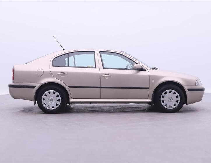 Škoda Octavia 8