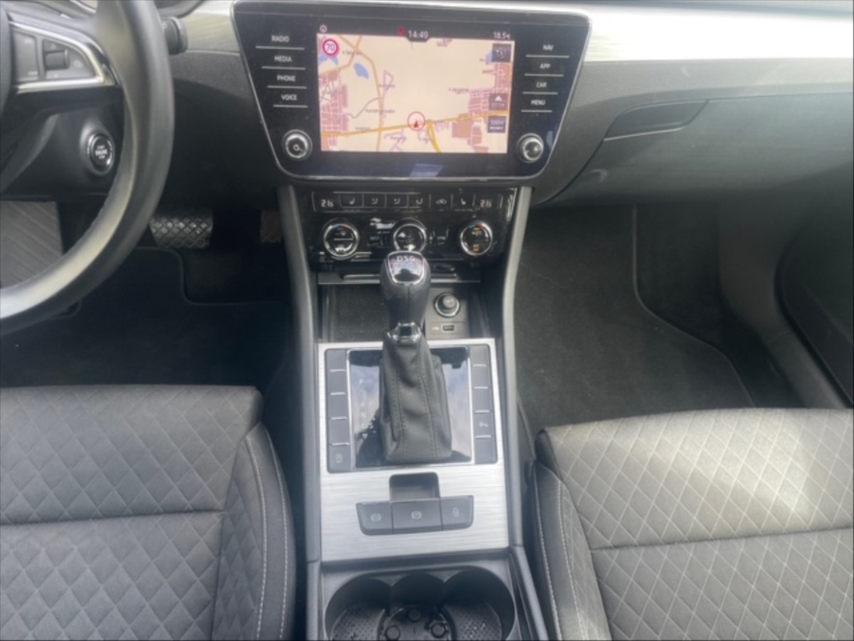 Škoda Superb