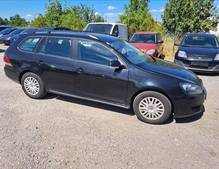 Volkswagen Golf 17