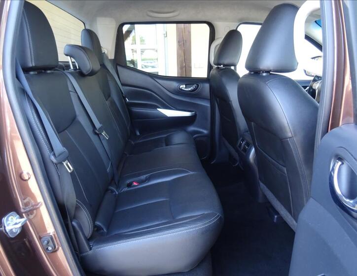 Nissan Navara 24