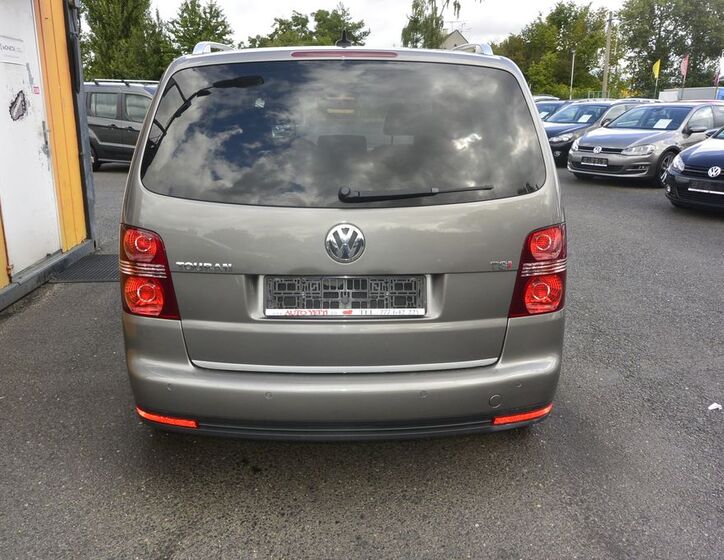 Volkswagen Touran 6