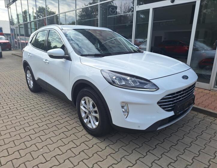 Ford Kuga 1