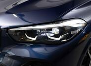BMW X5 8