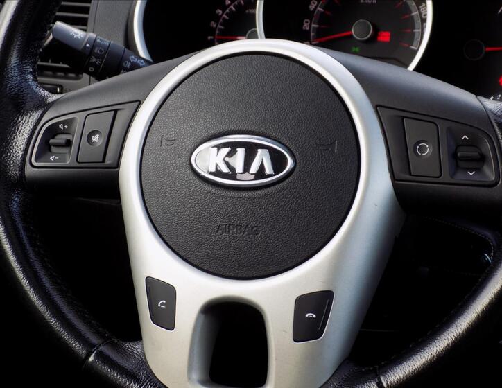 KIA Venga 14