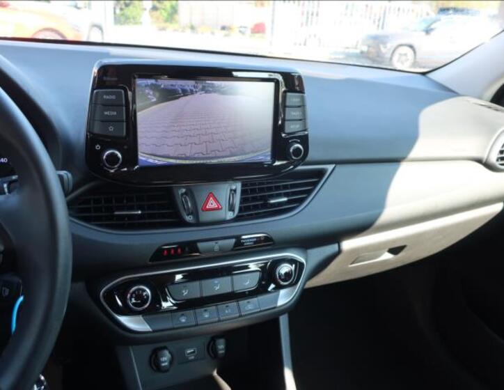 Hyundai i30 21