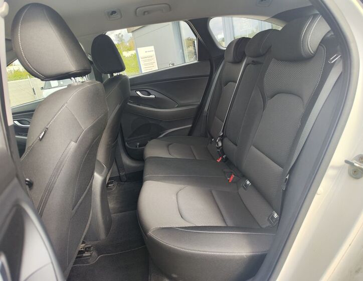 Hyundai i30 11