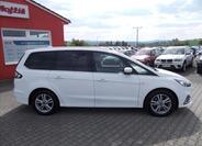 Ford Galaxy 9