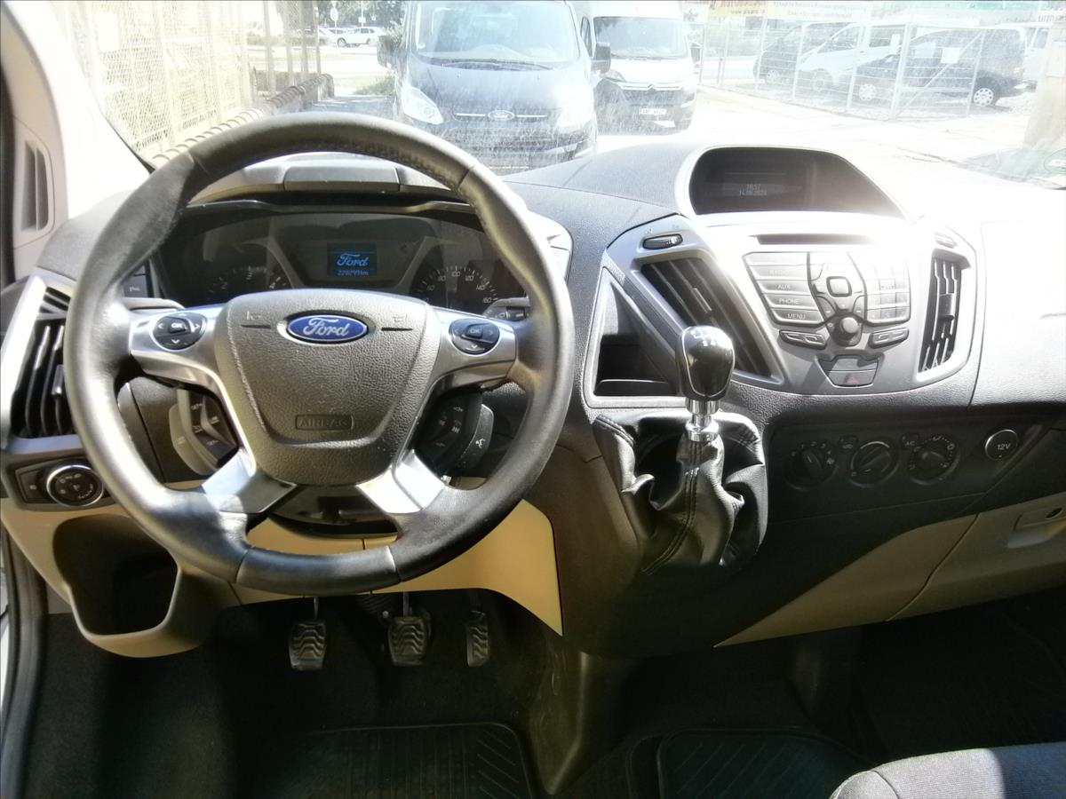 Ford Tourneo Custom
