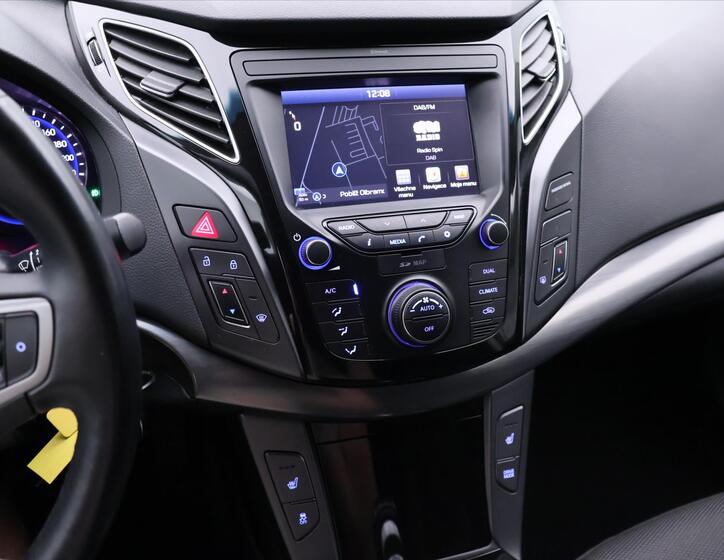 Hyundai i40 24