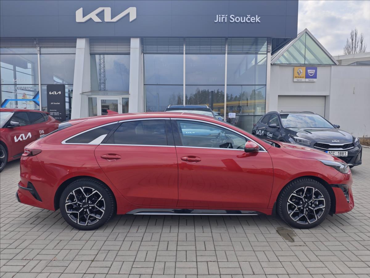KIA ProCeed