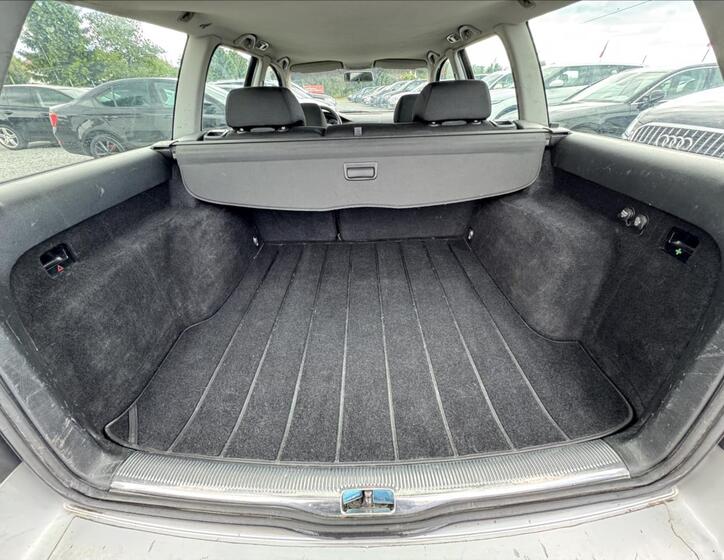 Volkswagen Passat 13