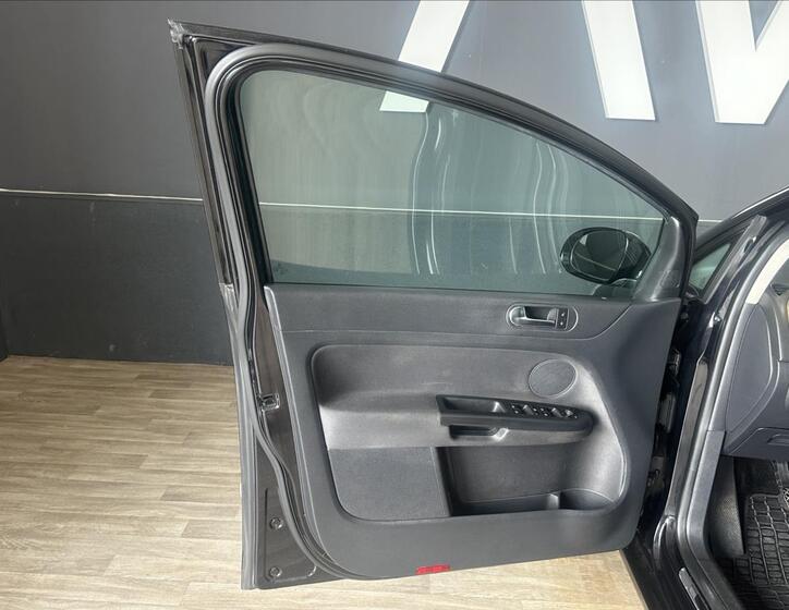 Volkswagen Golf 10