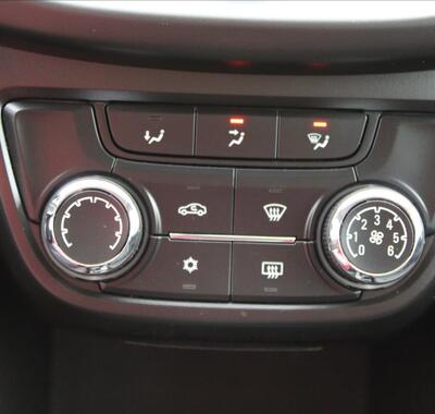 Opel Zafira 12