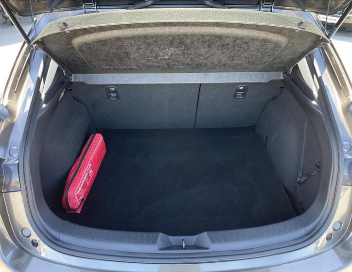 Mazda 3 37