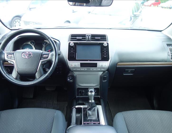 Toyota Land Cruiser 20
