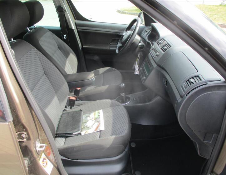 Škoda Roomster 13