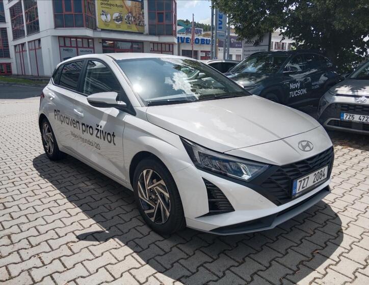 Hyundai i20 6