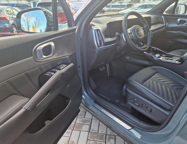 KIA Sorento 9