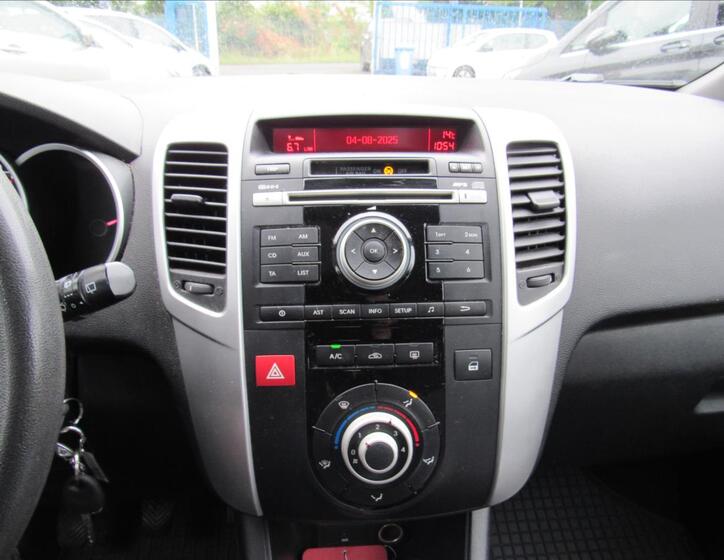 KIA Venga 15