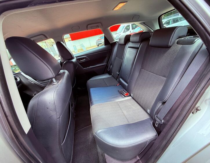 Toyota Auris 11