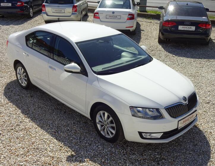 Škoda Octavia 1