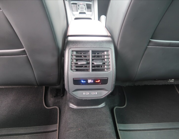 Cupra Formentor 21