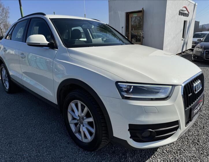 Audi Q3 9