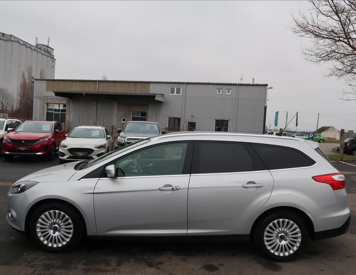 Ford Focus 6
