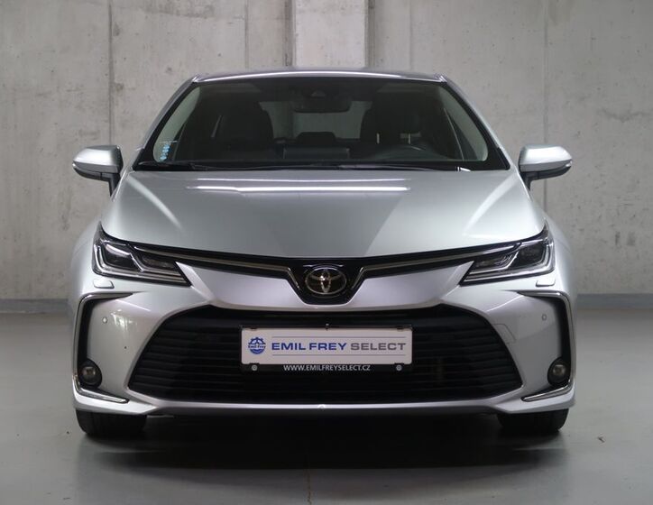Toyota Corolla 2