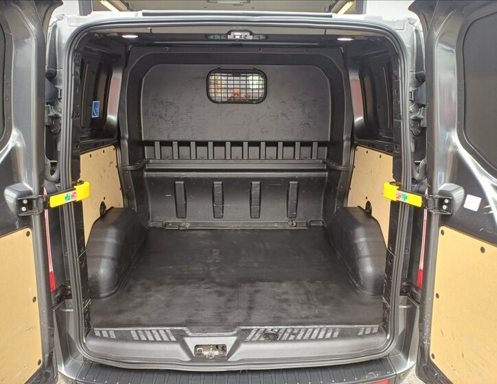 Ford Transit Custom 22