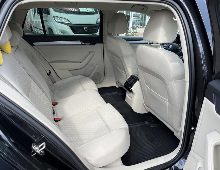Škoda Superb 6