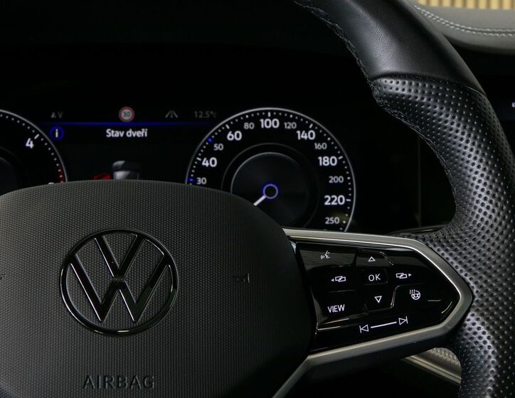 Volkswagen Touareg 18