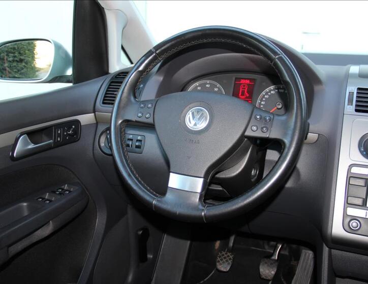 Volkswagen Touran 22