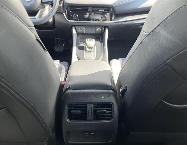 Nissan Qashqai 24