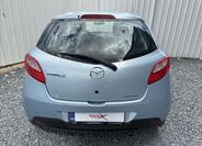 Mazda 2 11