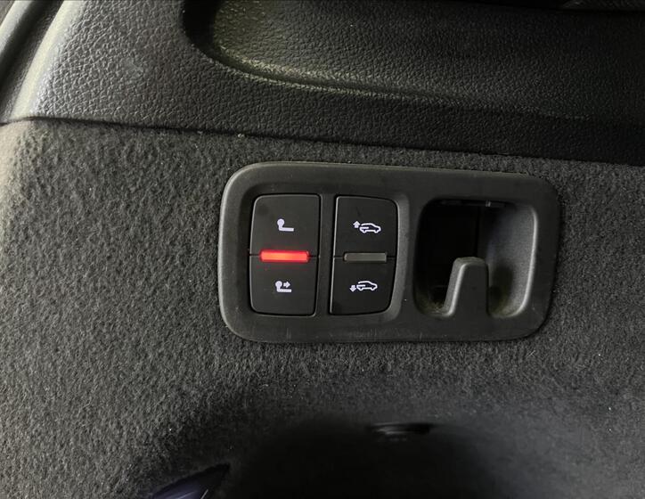 Audi SQ7 32