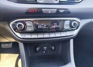 Hyundai i30 20