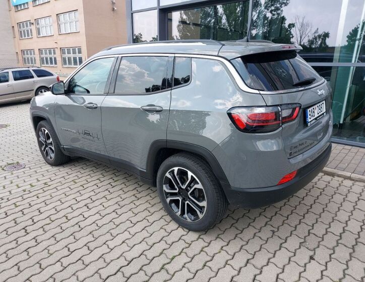 Jeep Compass 5