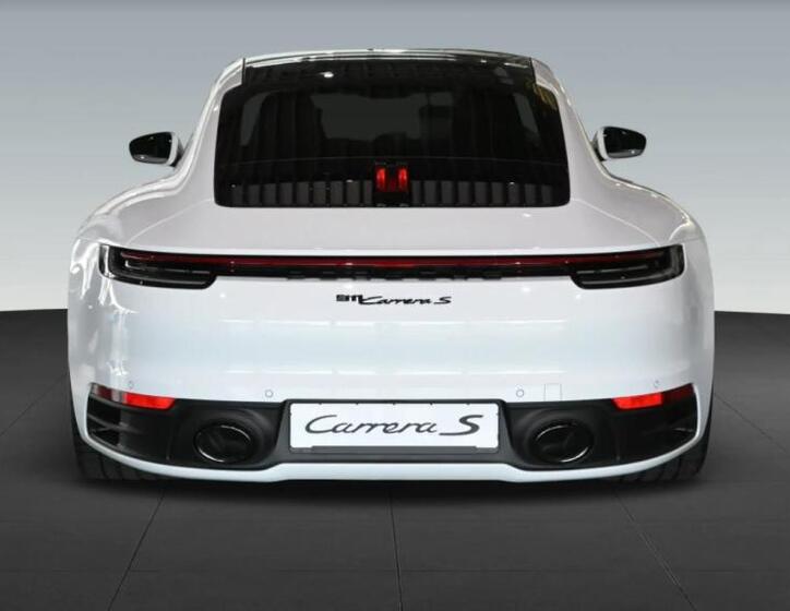 Porsche 911 4