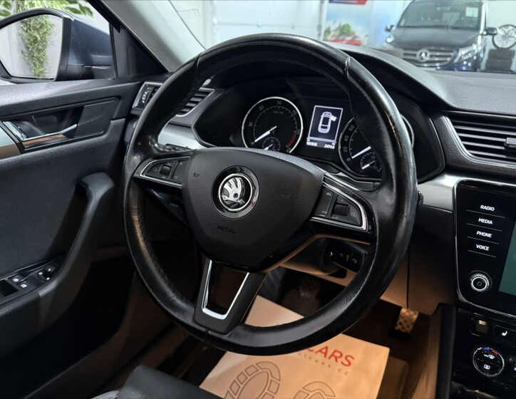 Škoda Superb 17