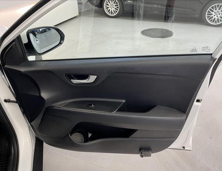 KIA Stonic 23