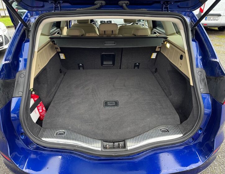 Ford Mondeo 12
