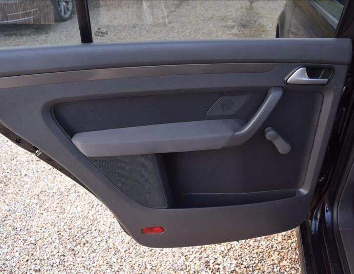 Volkswagen Touran 24