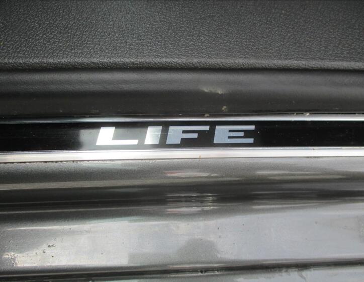 Volkswagen Touran 25