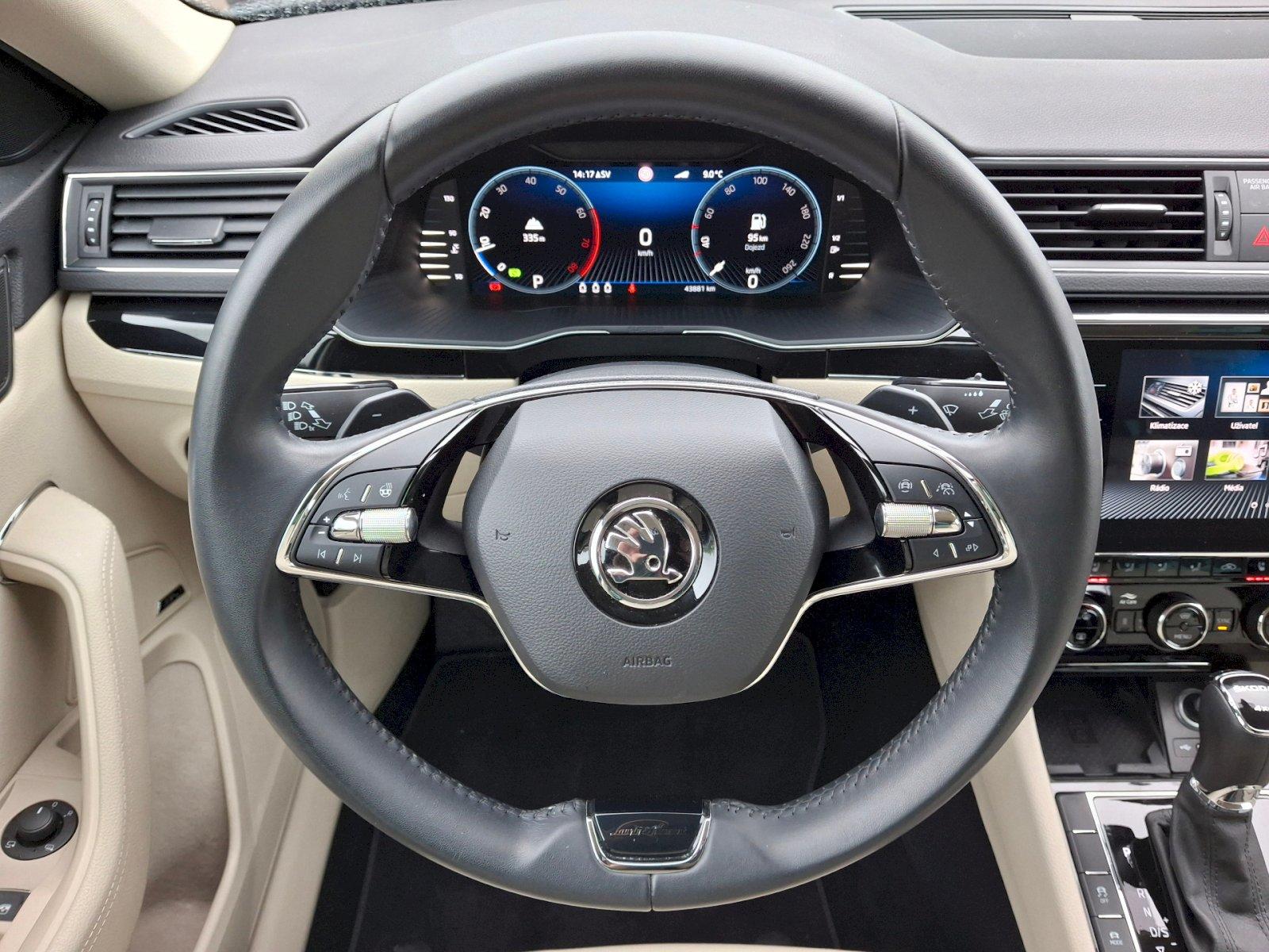 Škoda Superb
