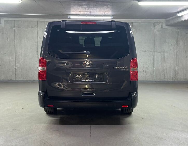 Toyota ProAce Verso 6