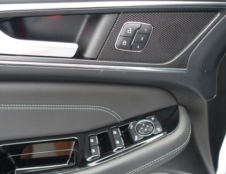 Ford Galaxy 23