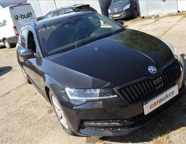 Škoda Superb 3