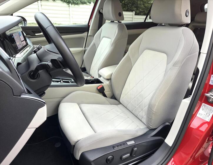 Volkswagen Golf 8