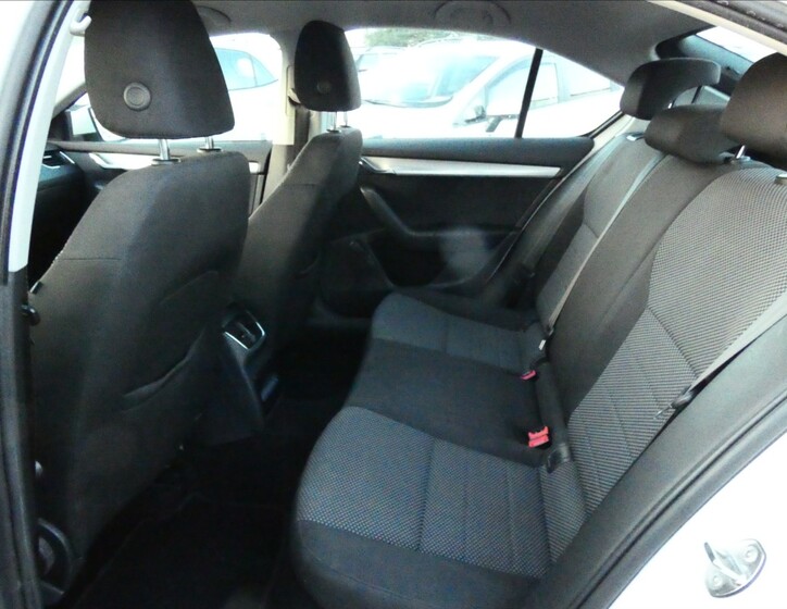 Škoda Octavia 9